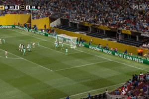 四兩撥千斤！京多安扣過防守輕巧一搓，皮球似傳似射越過門將入網(wǎng)