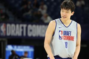 那天可是首輪選秀日哦！青島6月26日邀請球迷來主場見證選秀