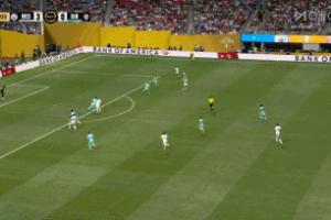 梅開二度！京多安殺入禁區(qū)趟過2人挑射破門，曼城4-0領先艾因