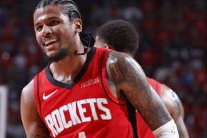 杰倫-格林去年10月以3年1.06億合同提前續(xù)約 將持續(xù)到27-28賽季