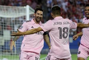 阿爾巴：梅西是歷史上最偉大的球員，希望用勝利為他慶祝生日