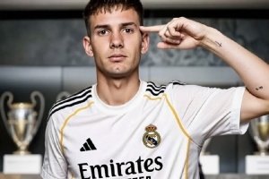 讓皇馬花了6320萬(wàn)歐，17歲馬斯坦托諾的左腳有魔法