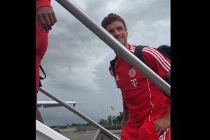 雷暴警告解除！拜仁官方：全隊(duì)已登上飛機(jī)飛赴邁阿密