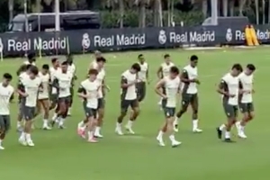 TA：姆巴佩今日開始已參加球隊(duì)合練，恩德里克未能參與其中