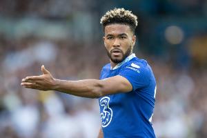 詹姆斯今年3粒進(jìn)球有2粒是直接任意球破門(mén)，全隊(duì)同期共計(jì)2次