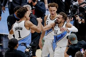 不容小覷老鷹下賽季主力：吹楊 丹尼爾斯 里薩謝 杰倫約 波津