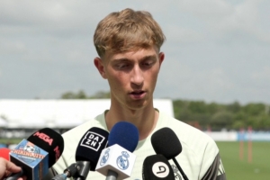 懷森：我們的計(jì)劃是舉起獎(jiǎng)杯 很高興卡瓦哈爾回來