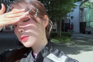 余霜曬MSI生活工作照：困了已經(jīng)！晚安咯！明天見！