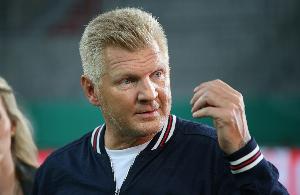 埃芬博格：多納魯馬沒(méi)對(duì)穆西亞拉犯規(guī) 穆勒若留隊(duì)對(duì)雙方都是錯(cuò)的