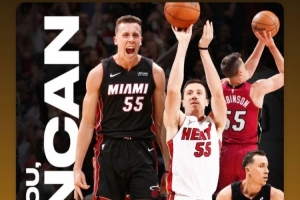 阿德巴約告別隊(duì)友：再也不能沖鄧羅大喊大叫了 李凱爾你再慢點(diǎn)！