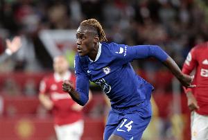 查洛巴傳球成功率97.9%， 世俱杯出場(chǎng)300+分鐘中所有球員中最高