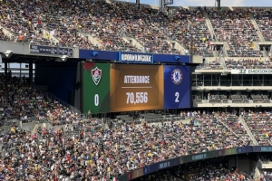 世俱杯半決賽切爾西2-0弗魯米嫩塞，70556名球迷到場觀戰(zhàn)