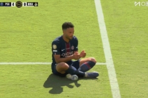 貢薩洛-拉莫斯談慶祝動(dòng)作：我想要進(jìn)球，向我的朋友若塔致敬