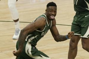 Stein：如果字母哥留下 雄鹿預(yù)計(jì)簽回字母哥哥