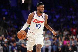 全隊(duì)夢游??！76人首節(jié)合計(jì)18中2&三分球10中1僅拿7分