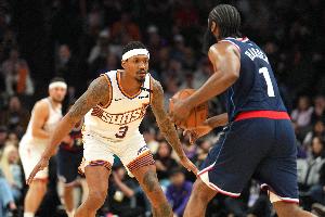 平替鮑威爾！比爾2年1100萬無敵性價(jià)比 小船變航母這次真要爭(zhēng)冠？