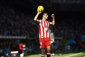 共和報(bào)：邊后衛(wèi)預(yù)算4000萬(wàn)歐，米蘭尋求簽下普比爾和埃斯圖皮尼安