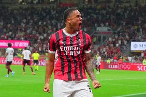 斯基拉：奧卡福不在米蘭計(jì)劃之中，已被推薦給博洛尼亞