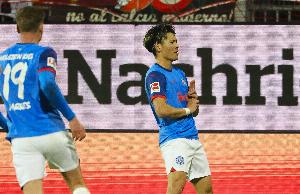 記者：門(mén)興及英超多隊(duì)有意日本前鋒町野修斗，基爾要價(jià)超1千萬(wàn)歐