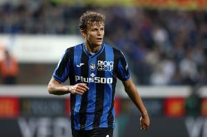 意媒：紐卡有意斯卡爾維尼，但得瘋狂的報價才能說服亞特蘭大賣