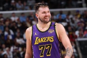 東契奇與湖人的續(xù)約抉擇：詳解1+1、2+1、3+1三種合同的利弊