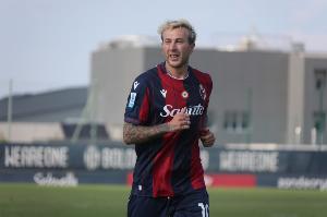 博洛尼亞官方：貝納德斯基右膝輕微扭傷，恢復(fù)時(shí)間約為3周