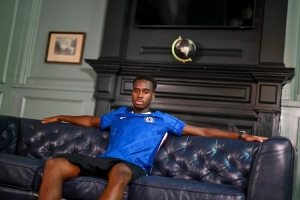 吉滕斯：我很有創(chuàng)造力&球風(fēng)直接，要幫助切爾西爭奪重要獎杯