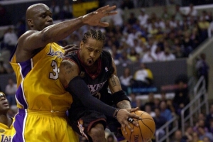 張佳瑋：鯊魚和AI在當(dāng)下打球一定會如魚得水 當(dāng)時(shí)沒有這么好空間