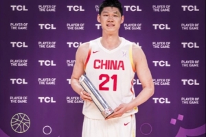 中國男籃的中流砥柱！胡金秋四場比賽三次獲得全場最佳