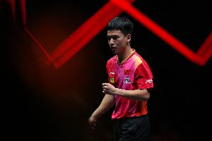 國乒男單又一人出局！向鵬不敵奧恰洛夫，止步瑞典站首輪