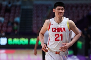 媒體人：胡金秋是現(xiàn)在CBA的最佳球員 郭士強(qiáng)找到了他的使用說明書