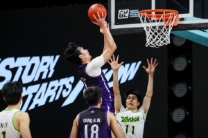 AUBL亞洲大學生籃球聯(lián)賽：石奎23分9助+連進關鍵三分 清華殺入4強