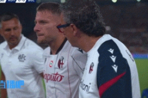 傷得不輕！35歲因莫比萊首戰(zhàn)傷退，一瘸一拐被換下