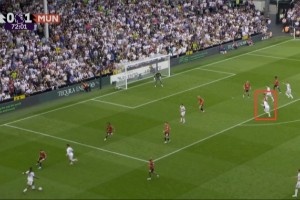 遭富勒姆扳平！B費(fèi)跟丟史密斯-羅，丟球后攤手抱怨后防線