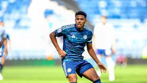 TA：利茲聯(lián)總價1000萬鎊談妥萊斯特城后衛(wèi)賈斯汀，即將體檢