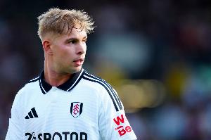 史密斯羅終結(jié)連敗紀(jì)錄！富勒姆近9場英超主場對陣曼聯(lián)8負(fù)1平