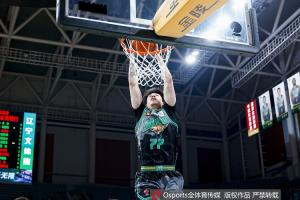 直播吧：遼寧對交易張鎮(zhèn)麟持開放態(tài)度 除遼寧外他還愿去上海&深圳