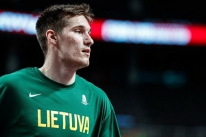 曾簽約76人！圖貝利斯10中8高效貢獻(xiàn)17分7板2斷 正負(fù)值+4