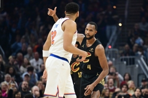 東部分析：騎士領(lǐng)跑爭冠集團(tuán) 尼克斯魔術(shù)攪局 雄鹿綠軍淪為中游