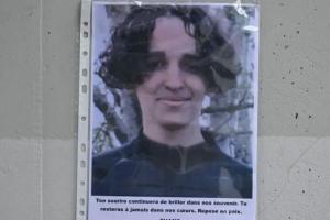 太陽(yáng)報(bào)：里昂13歲青訓(xùn)小將因涉嫌謀殺16歲少年被當(dāng)?shù)鼐酱? >
                                        </div>
                                    </div>
                                                                        <div   id=