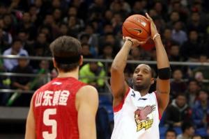 前CBA球員：不喜歡麥迪 他賊裝X 11年前對位我32分打爆了他