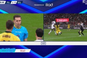 前裁判：VAR犯了嚴(yán)重錯(cuò)誤 博洛尼亞后衛(wèi)第一次犯規(guī)就該紅牌加點(diǎn)球