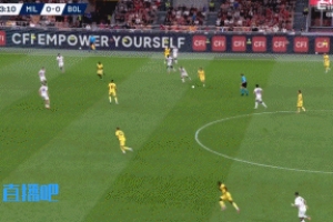 差一點(diǎn)！埃斯圖皮尼安扣球晃開防守兜射中柱，米蘭仍0-0博洛尼亞