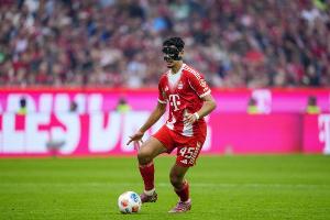 帕夫洛維奇：我慢慢習(xí)慣戴護(hù)具了，但還是盼著能早點(diǎn)摘掉它