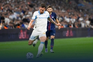 終結(jié)14年法甲主場不勝巴黎紀(jì)錄！RMC：馬賽贏球后全城陷入狂歡