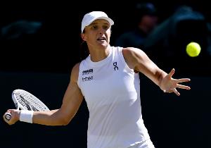 斯瓦泰克對中國選手16勝1負(fù)，僅輸鄭欽文1場，共丟6盤送出5個蛋