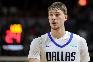 濃眉：弗拉格作為狀元不用像我和歐文那樣有壓力 我們會幫他的