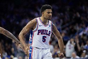 場均21.9分4.5助1.5斷+2.9記3分！76人格萊姆斯這水準為啥簽資質?