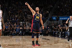 勇士前瞻球員篇：庫里繼續(xù)刷新3分紀錄 庫明加打出身價好聚好散？