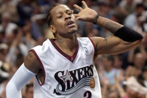 艾弗森：巔峰時(shí)每年賺一千萬(wàn)都不夠花 后來(lái)最怕別人知道自己有錢(qián)